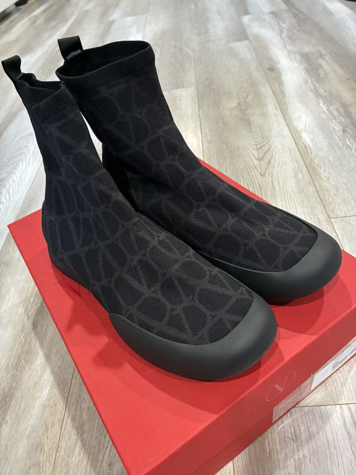 Valentino Valentino Garavani Toile Iconographed Sock Boots Size US 10 / EU 43 - 2 Thumbnail