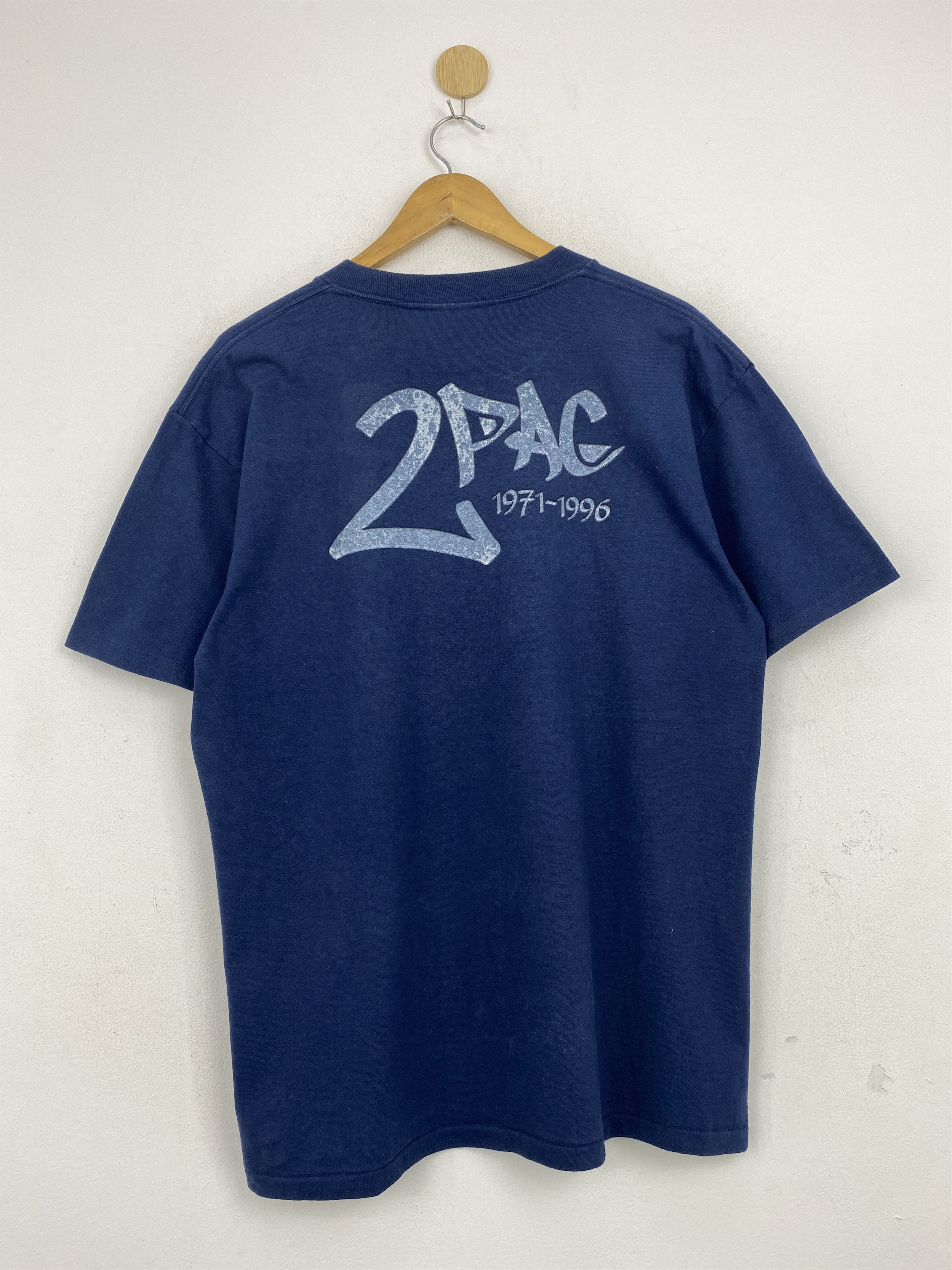Rap Tees × Vintage Vintage 90s Tupac Shakur All Eyez On Me Rap Tee TA0641 Size US L / EU 52-54 / 3 - 3 Thumbnail