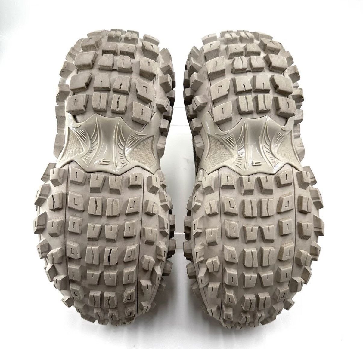 Balenciaga Balenciaga Beige Tire Sneakers K12 Size US 10 / EU 43 - 4 Thumbnail