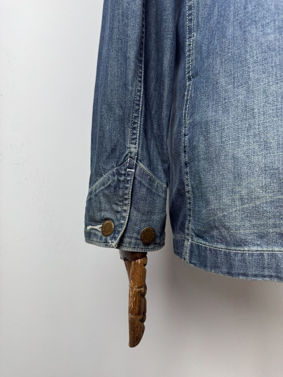 Levi's Men’s Vintage Levi’s Denim Jacket size L Size US L / EU 52-54 / 3 - 5 Thumbnail