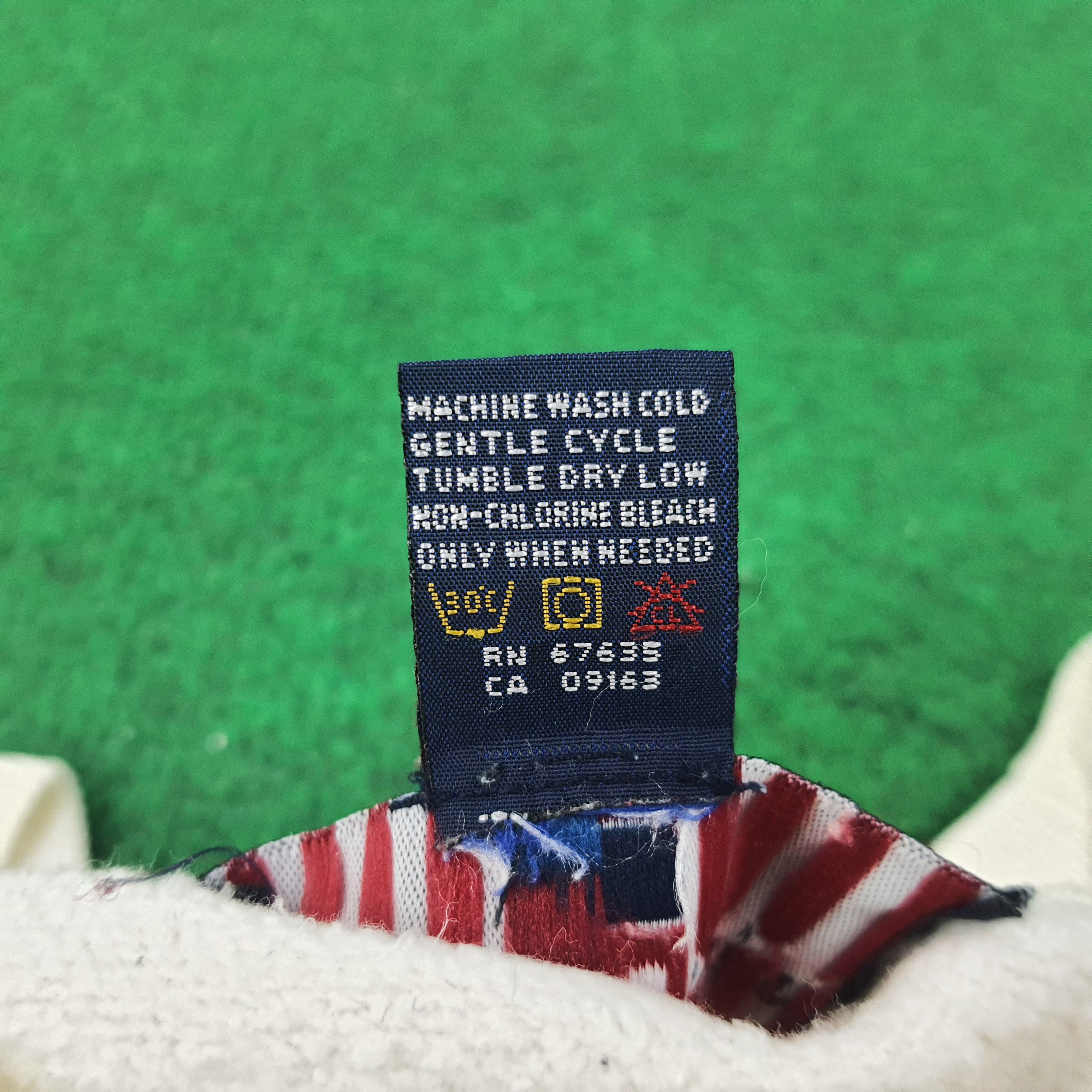 Ralph Lauren Vintage Ralph Lauren Polo Sport American Flag C263N17 Size US L / EU 52-54 / 3 - 5 Thumbnail