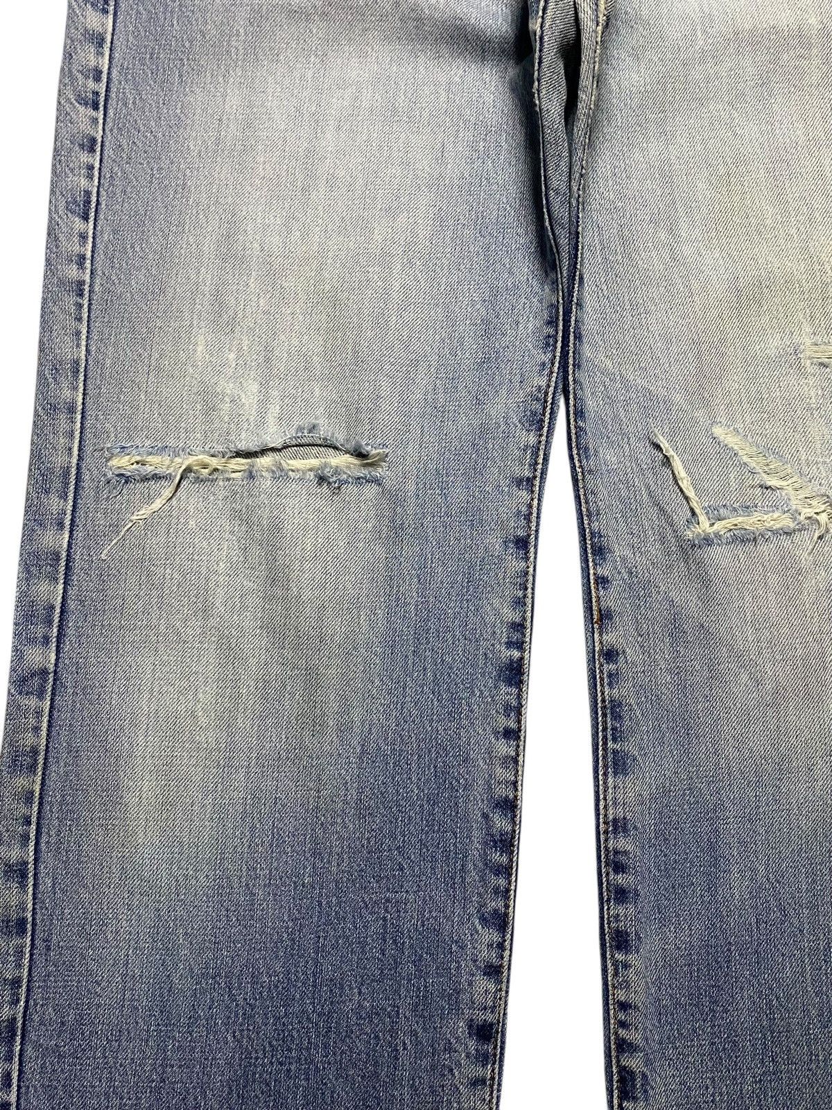 Japanese Brand Vintage Bobson Blue Faded Wash Distressed Loose Jeans Size US 31 - 7 Thumbnail