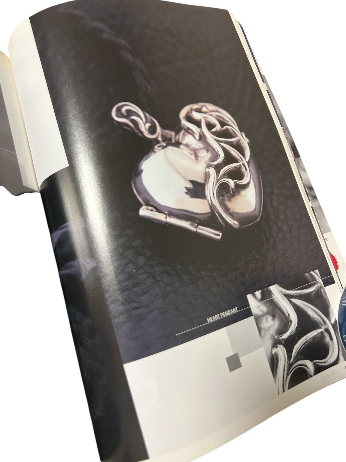Chrome Hearts 2002 CHROME HEARTS Magazine Guide Book ring cross collection Size ONE SIZE - 9 Thumbnail