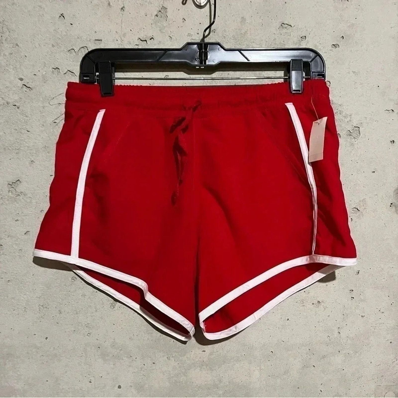 Aeropostale Aeropostale Sports Athletic Shorts NWT Size M Women's Red Size 28" / US 6 / IT 42 - 1 Thumbnail
