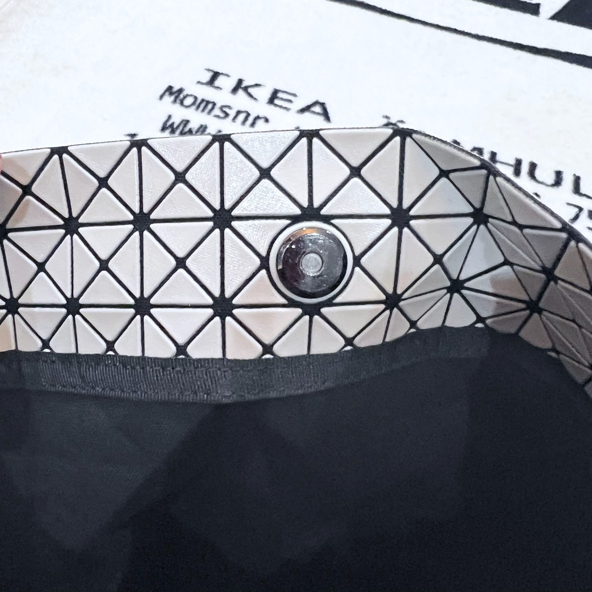 Issey Miyake Baobao Issey Miyake Made in Japan Lucent Tote Bag - White Size ONE SIZE - 7 Thumbnail