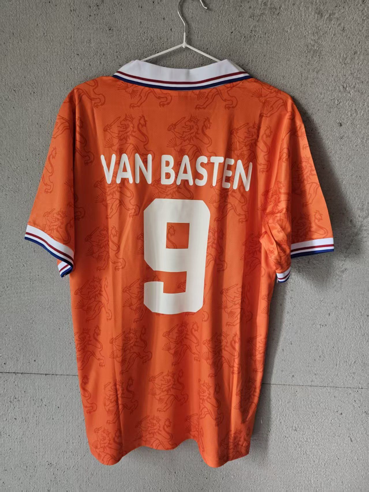 Other 1995 Netherland 9 Van Basten Jersey Home Size US XL / EU 56 / 4 - 2 Thumbnail
