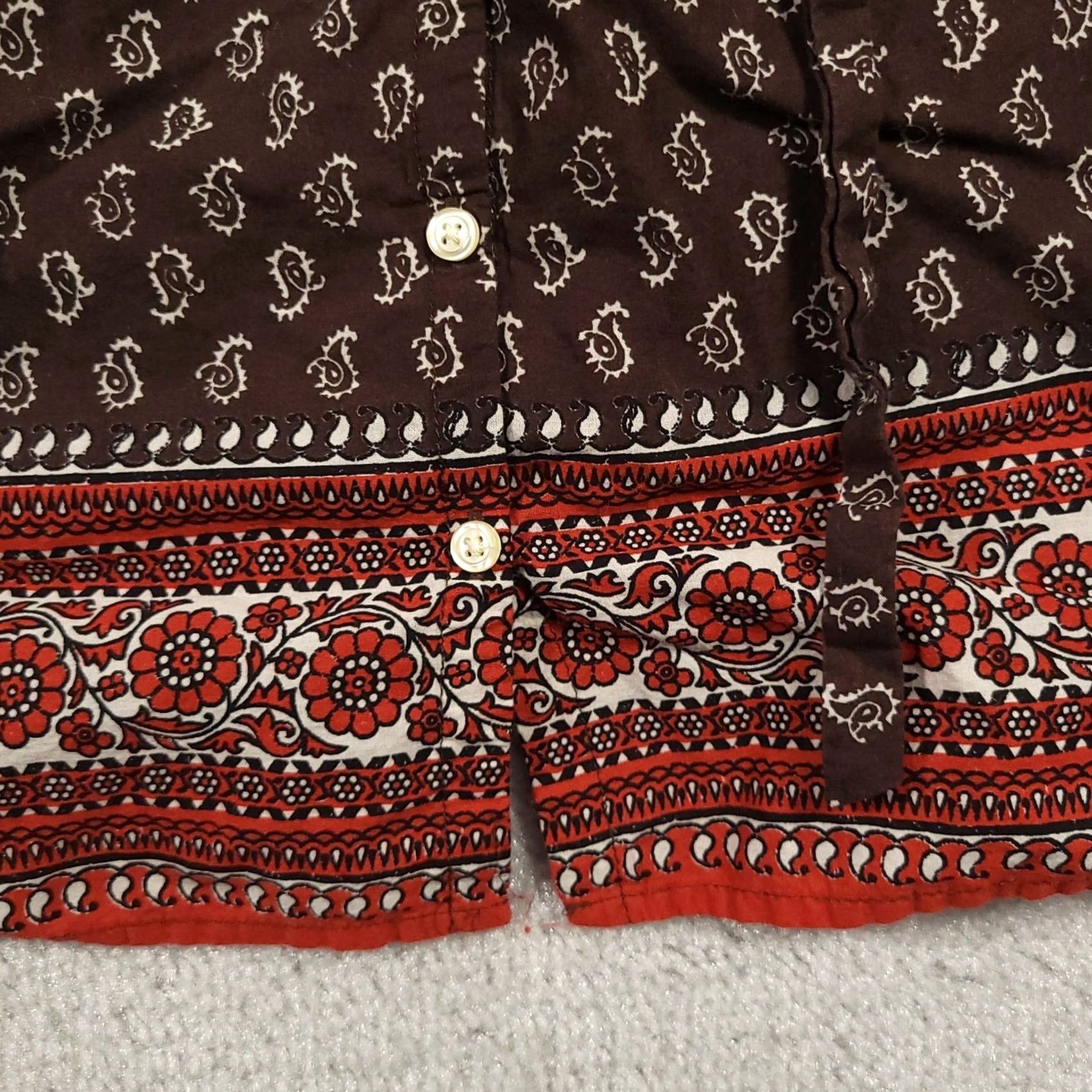 Vintage G. H. Bass & Co. Sleeveless Button-Up Shirt Women's XS Brown Paisley Print Size XS / US 0-2 / IT 36-38 - 5 Thumbnail