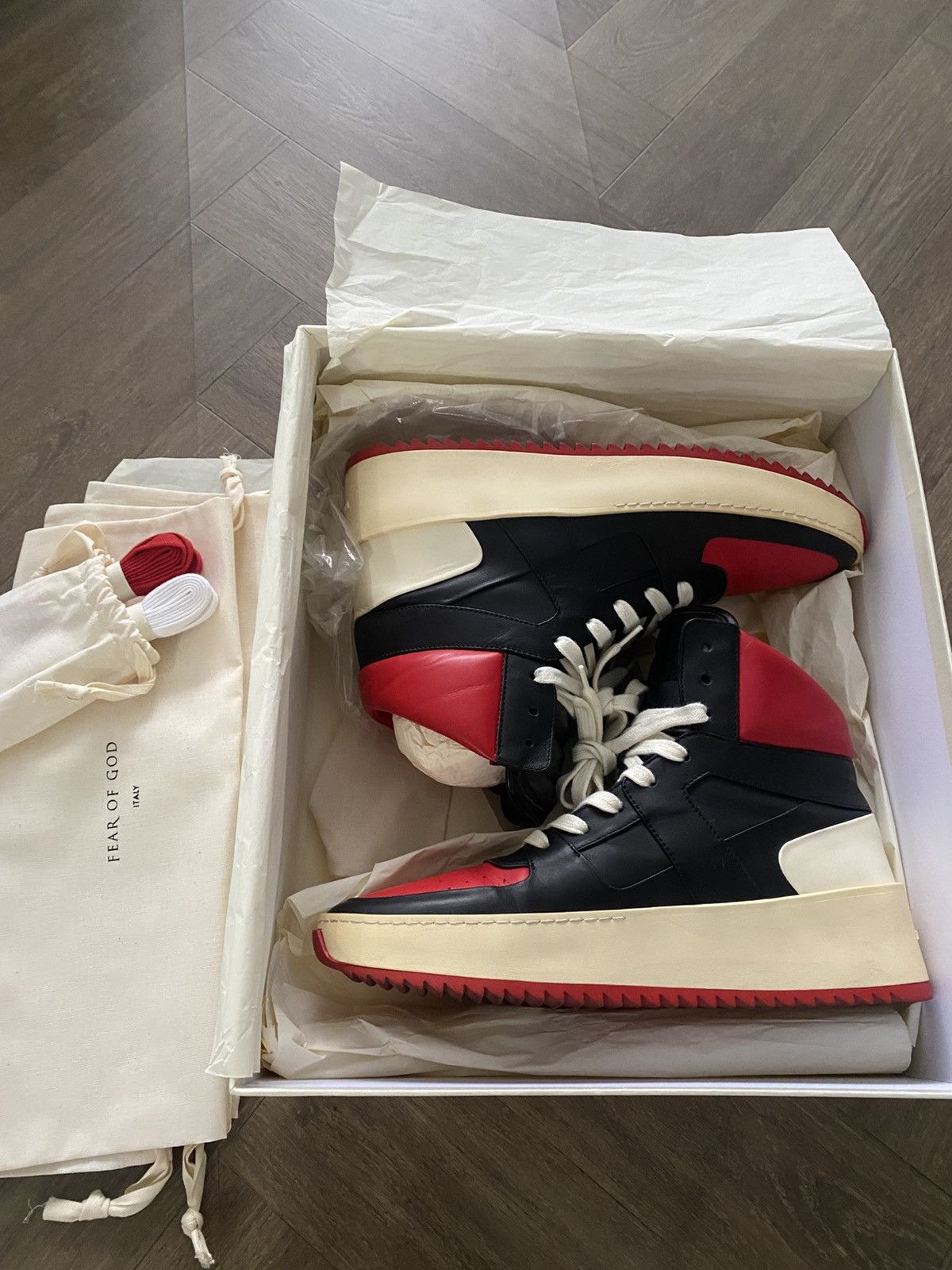 Fear of God Fear of God Basketball Sneaker Size US 8 / EU 41 - 6 Thumbnail