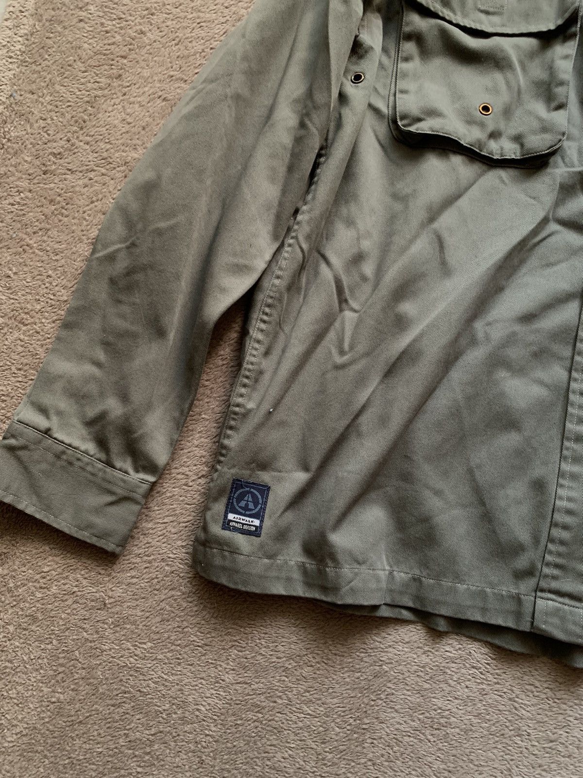 Airwalk Airwalk vintage Y2K military multi pocket cargo shirt Size US M / EU 48-50 / 2 - 3 Thumbnail