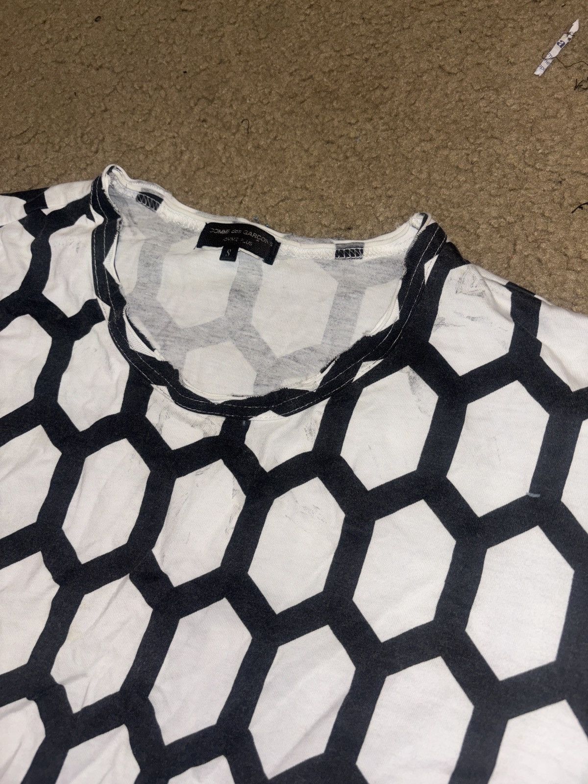 Comme des Garcons Homme Plus Comme Des Garcons Homme Plus Hexagon T-Shirt Size US S / EU 44-46 / 1 - 6 Thumbnail