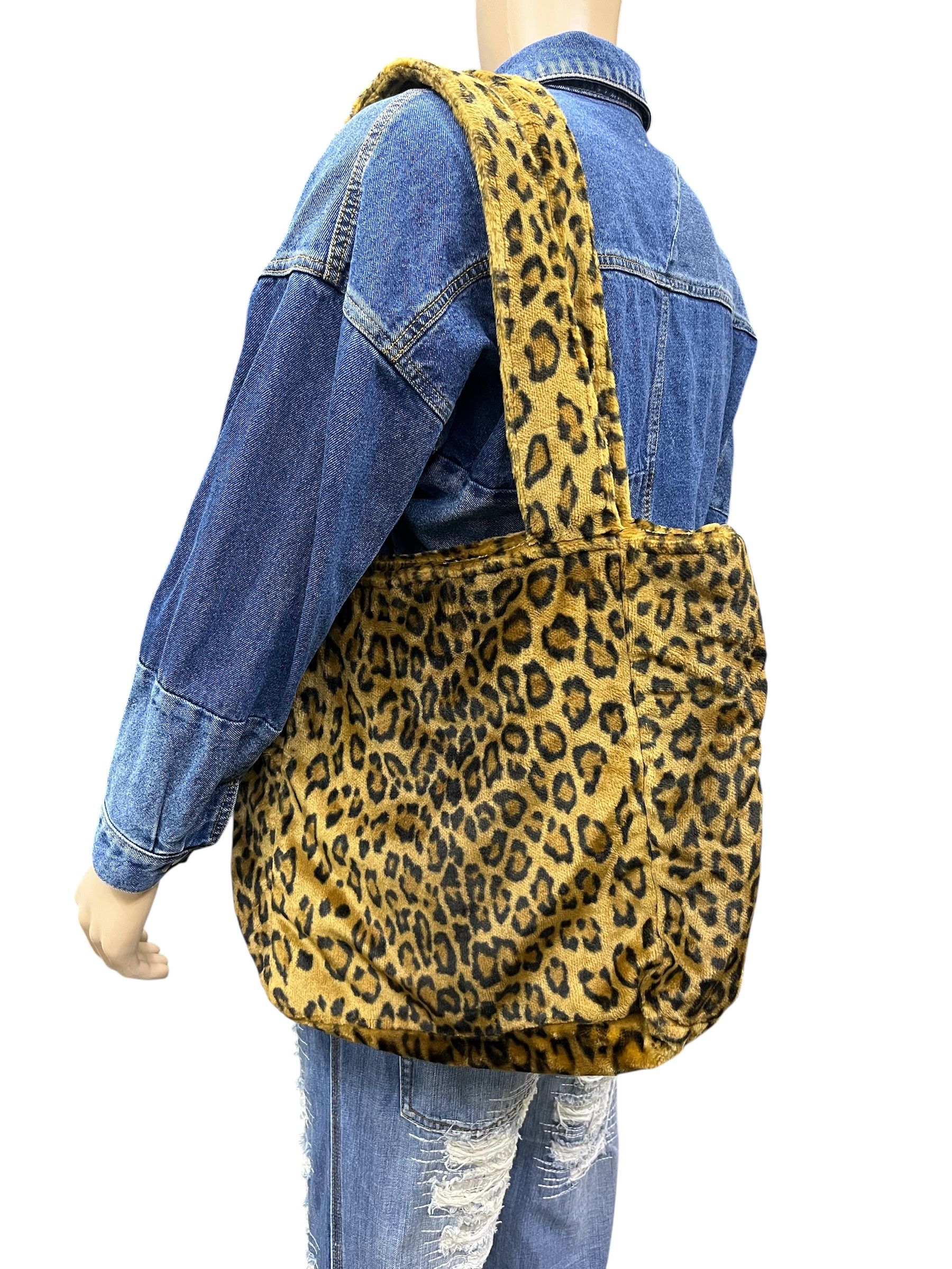 Vintage La Maison de la Fausse Fourrure Leopard Faux Fur Tote Bag Size ONE SIZE - 1 Thumbnail