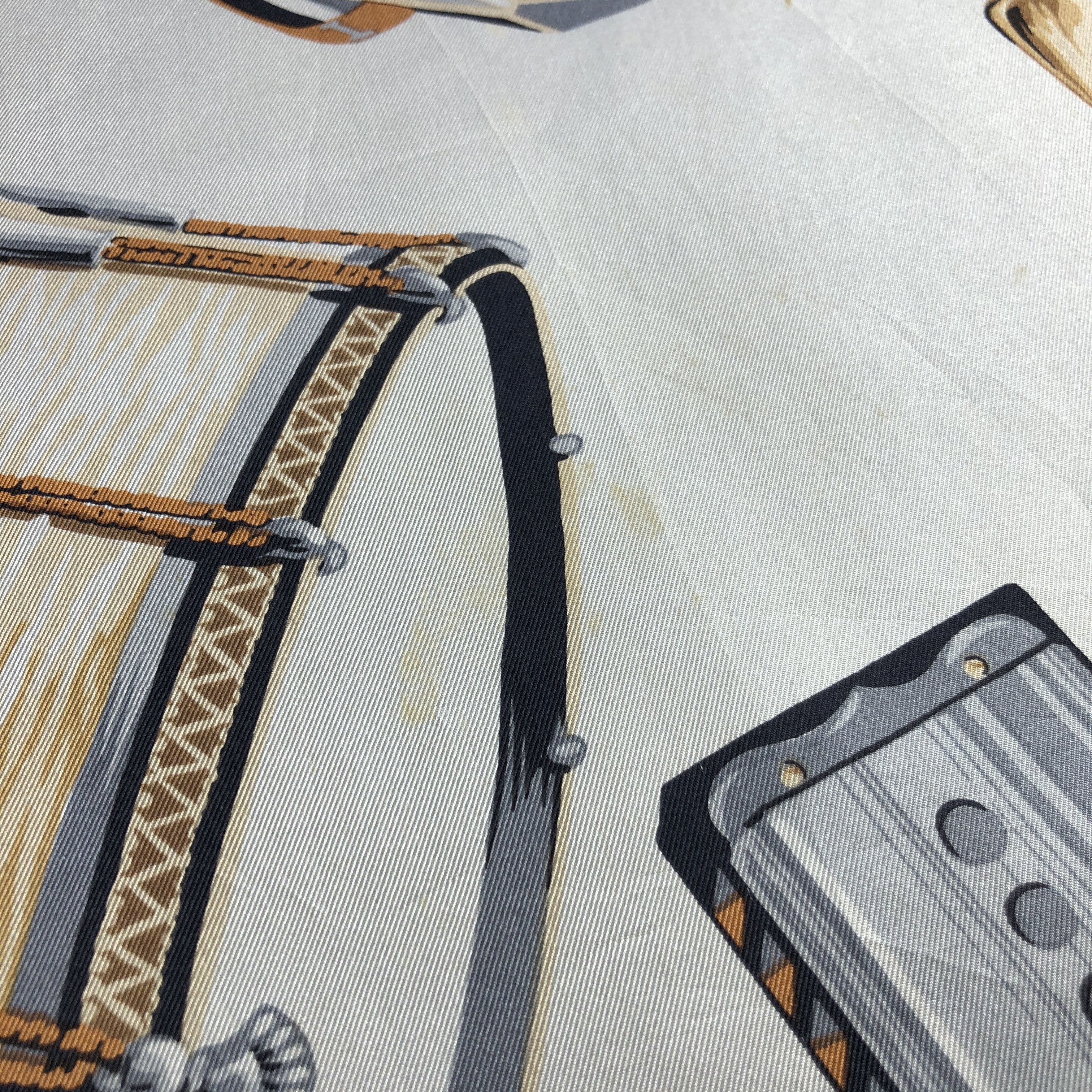 Japanese Brand Musical Instruments Hand Rolled Silk Scarf M1103 Size ONE SIZE - 10 Thumbnail