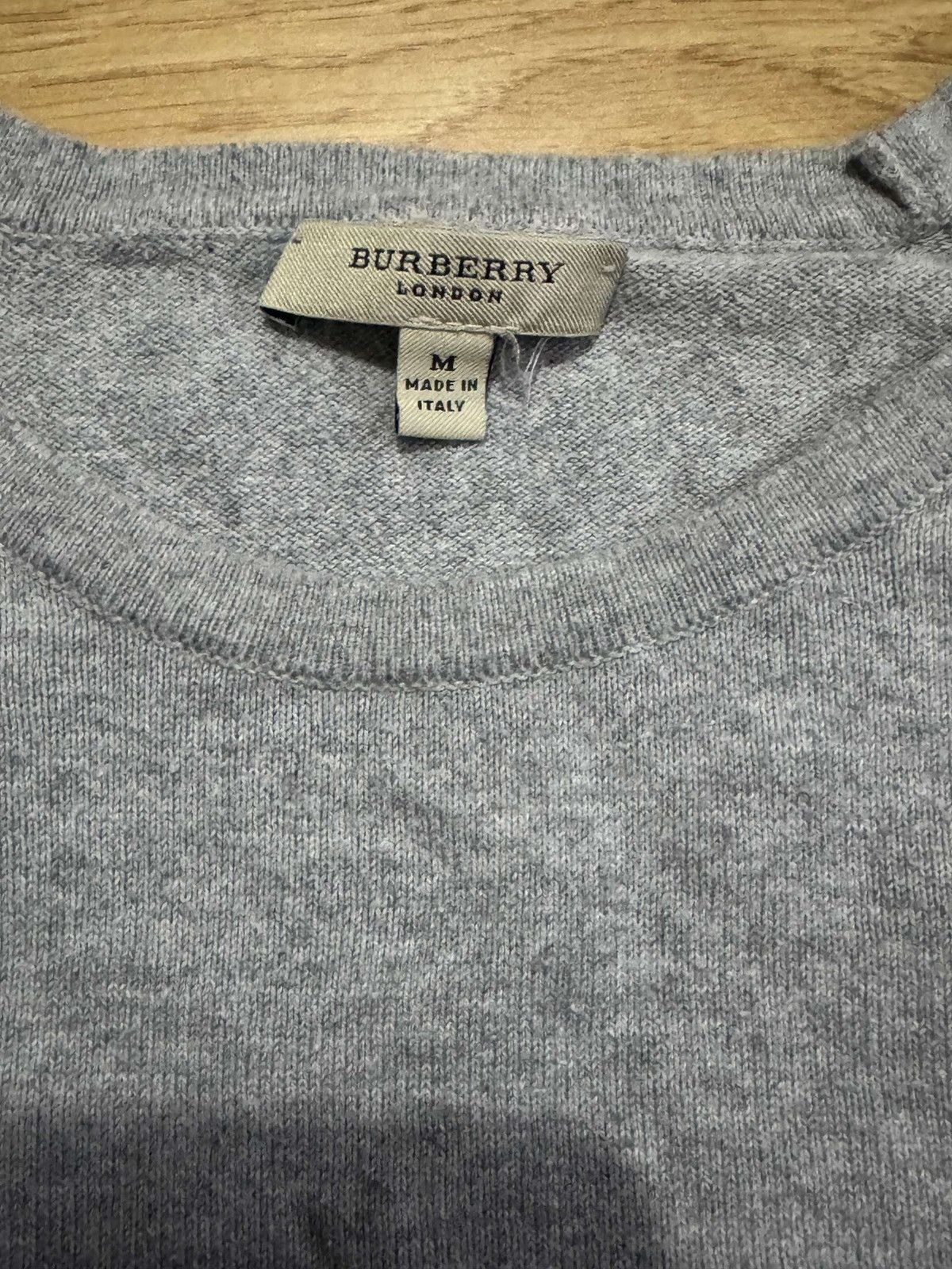 Burberry Vintage Burberry Grey Sweater with Tartan Details, Size M Size US M / EU 48-50 / 2 - 3 Thumbnail