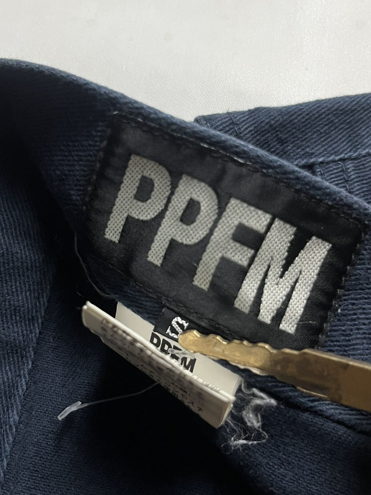 Helmut Lang 2000’s PPFM Banana Pant Unique style Size US 30 / EU 46 - 9 Thumbnail
