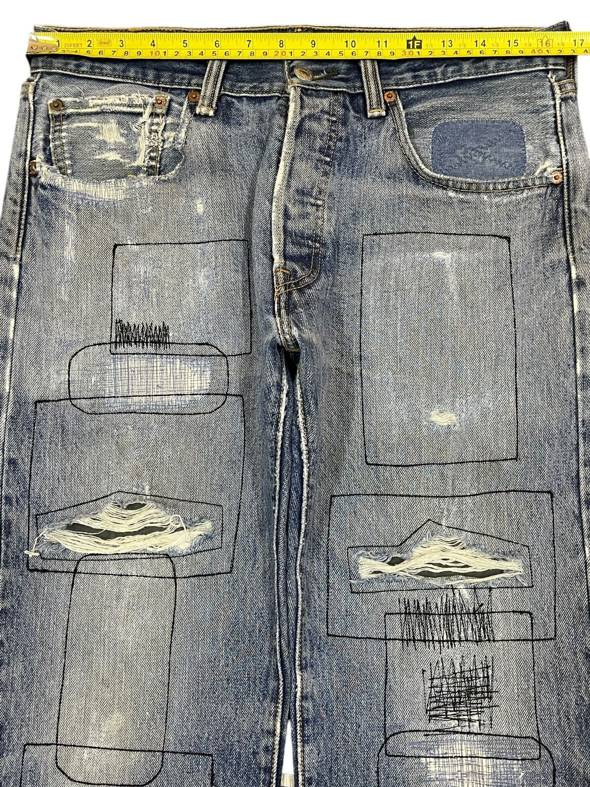 Levi's Vintage Levis 501 Blue Wash Distressed Style Loose Jeans Size US 32 / EU 48 - 11 Thumbnail