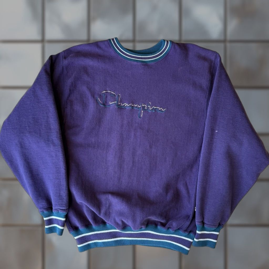 Champion VINTAGE Champion Reverse Weave Sweatshirt XL Purple 90s Fleece Made in USA Size US XL / EU 56 / 4 - 1 Thumbnail