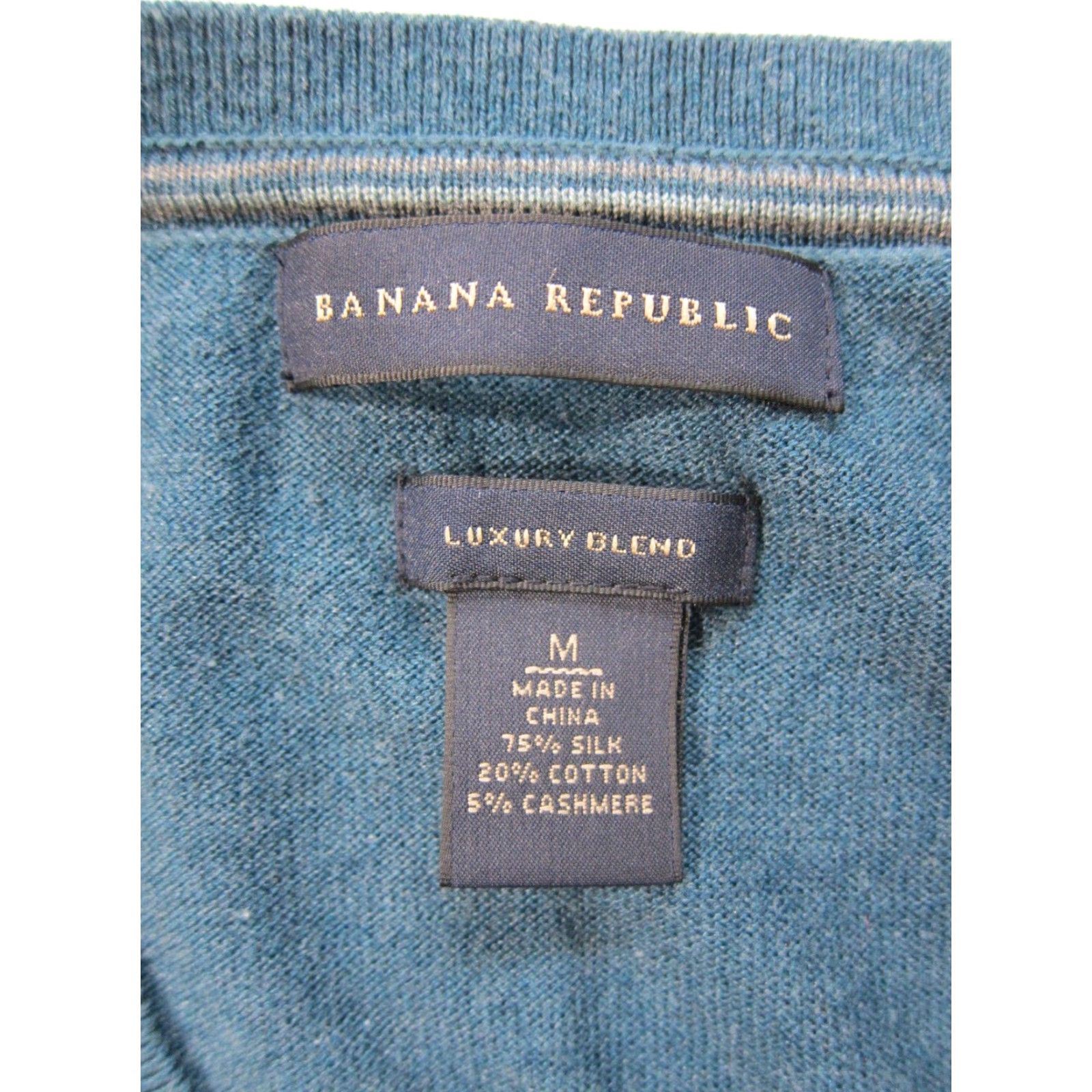 Banana Republic Banana Republic Green Silk Cashmere Luxury Blend V-Neck Sweater Men Size Medium Size US M / EU 48-50 / 2 - 3 Thumbnail