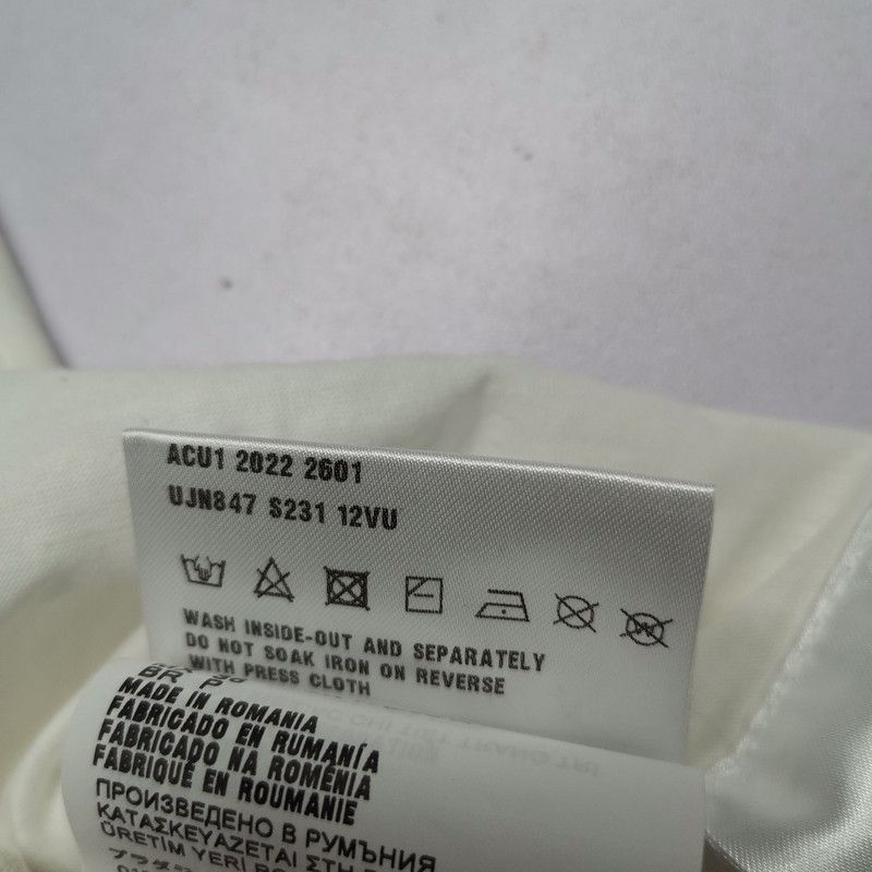 Prada Prada SS23 Casual Tshirt with Triangle Design-2506 Size US S / EU 44-46 / 1 - 5 Thumbnail