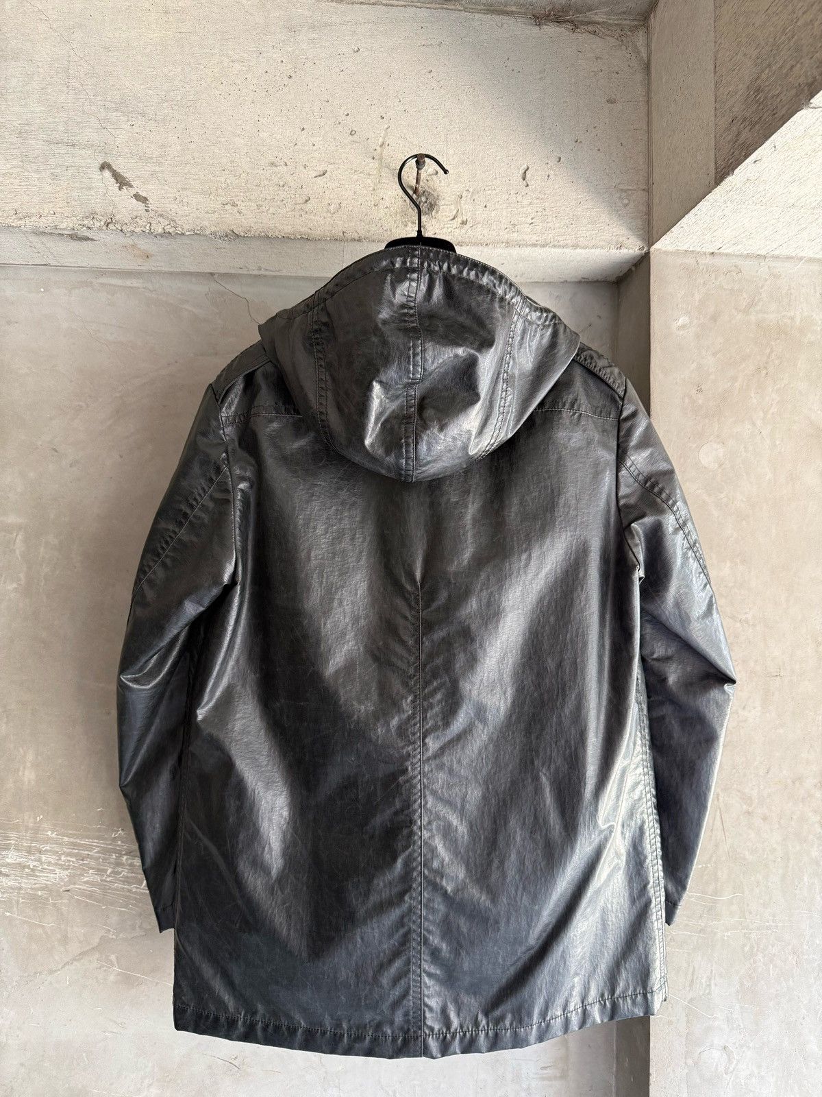Black Barrett BLACKBARRETT by Neil Barrett Black Coated Hooded Parka Size US S / EU 44-46 / 1 - 12 Thumbnail