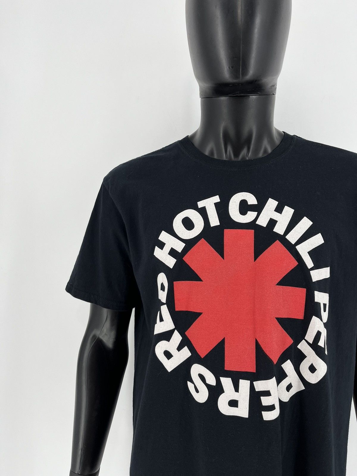 Band Tees × Vintage Y2K Vintage Red Hot Chili Peppers Band Tee Fadead Rock Size US XL / EU 56 / 4 - 6 Thumbnail