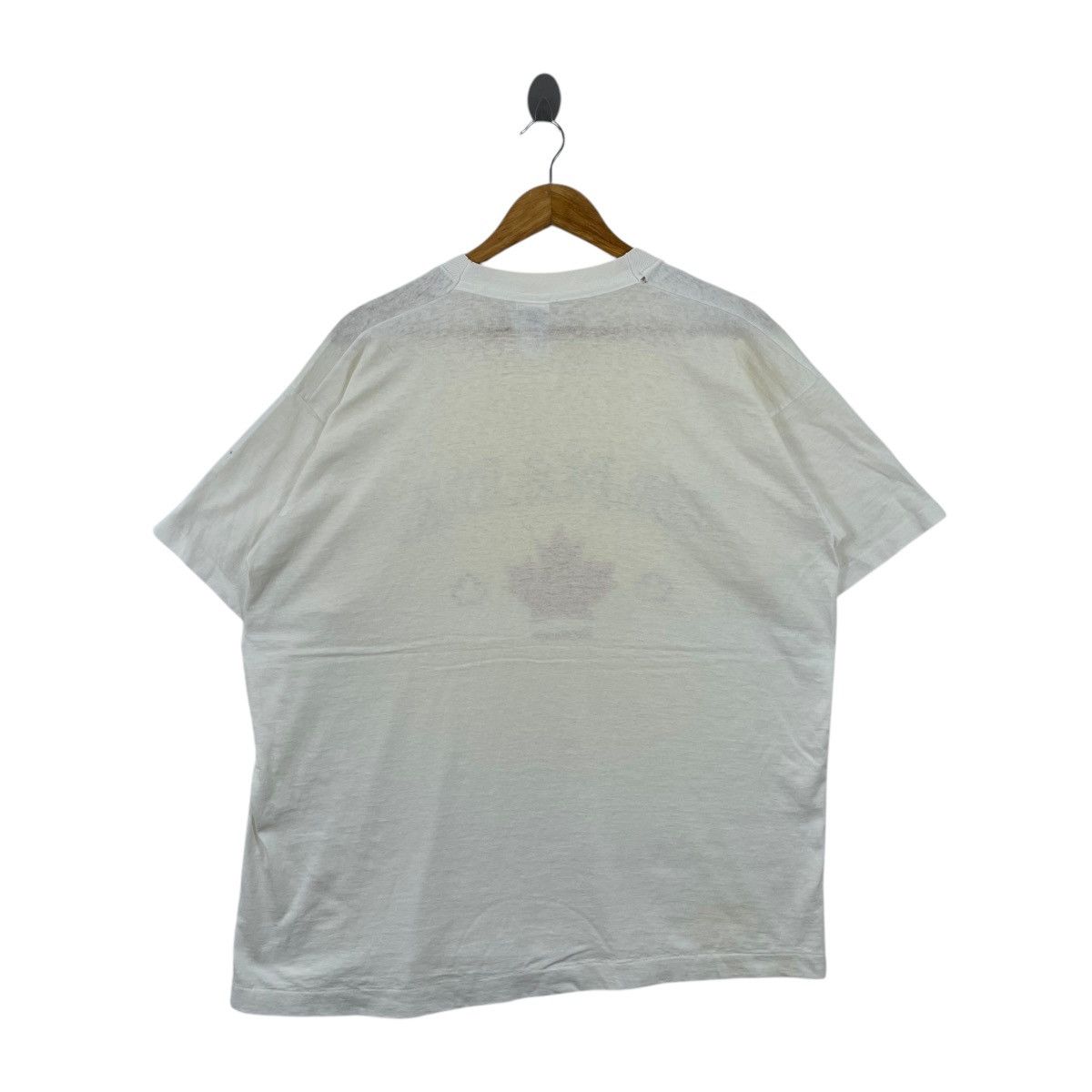 Vintage Vintage 90s Canada Vancouver Paperthin Tee Shirt Size US XL / EU 56 / 4 - 3 Thumbnail