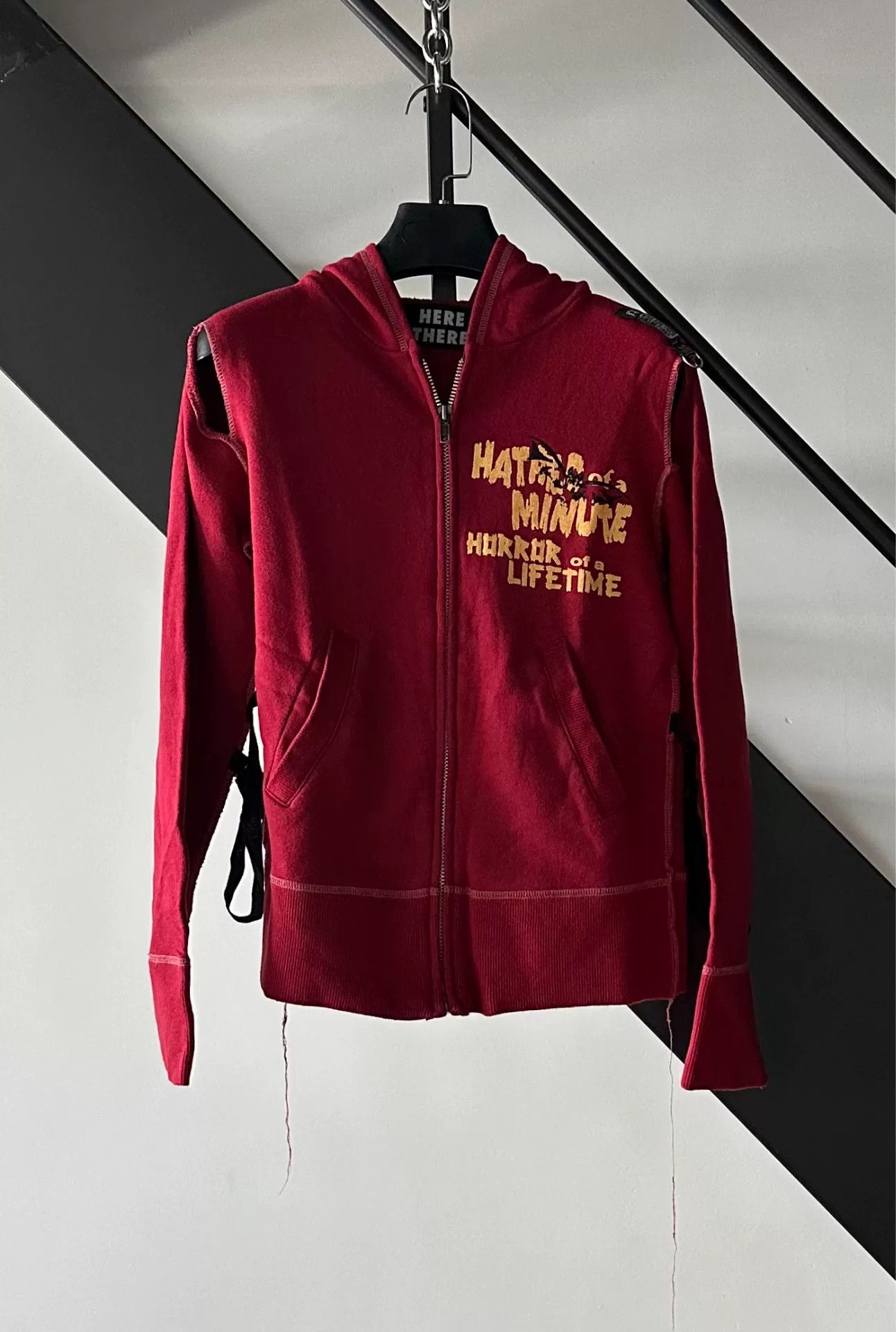 Japanese Brand Red Punk Hoodie with Bat Graphic Size M / US 6-8 / IT 42-44 - 1 Thumbnail