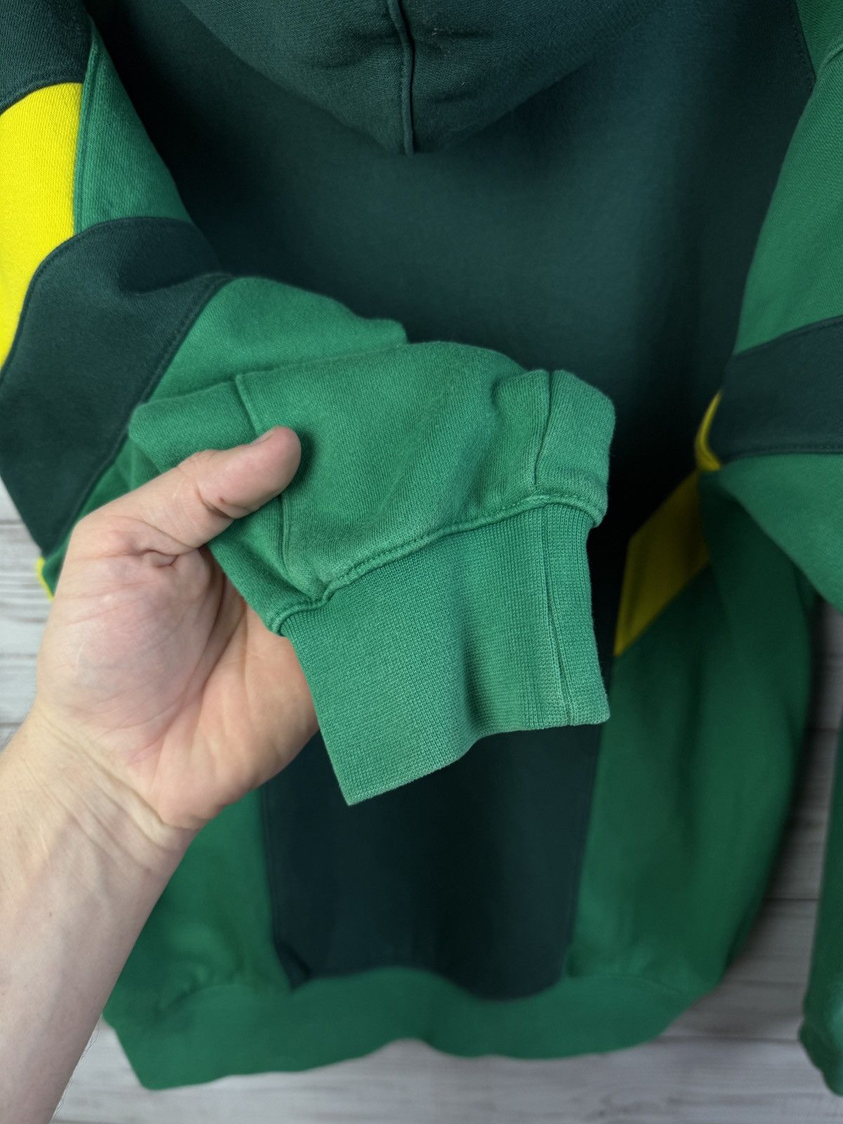 Adidas Y2K Celtic Adidas Soccer Zip Sweatshirt Jersey Size US M / EU 48-50 / 2 - 14 Thumbnail