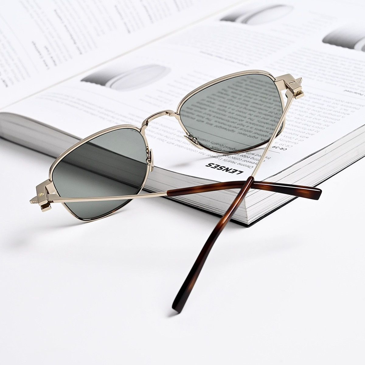 Saint Laurent Paris SAINT LAURENT SL 741 SUNGLASSES Size ONE SIZE - 12 Thumbnail