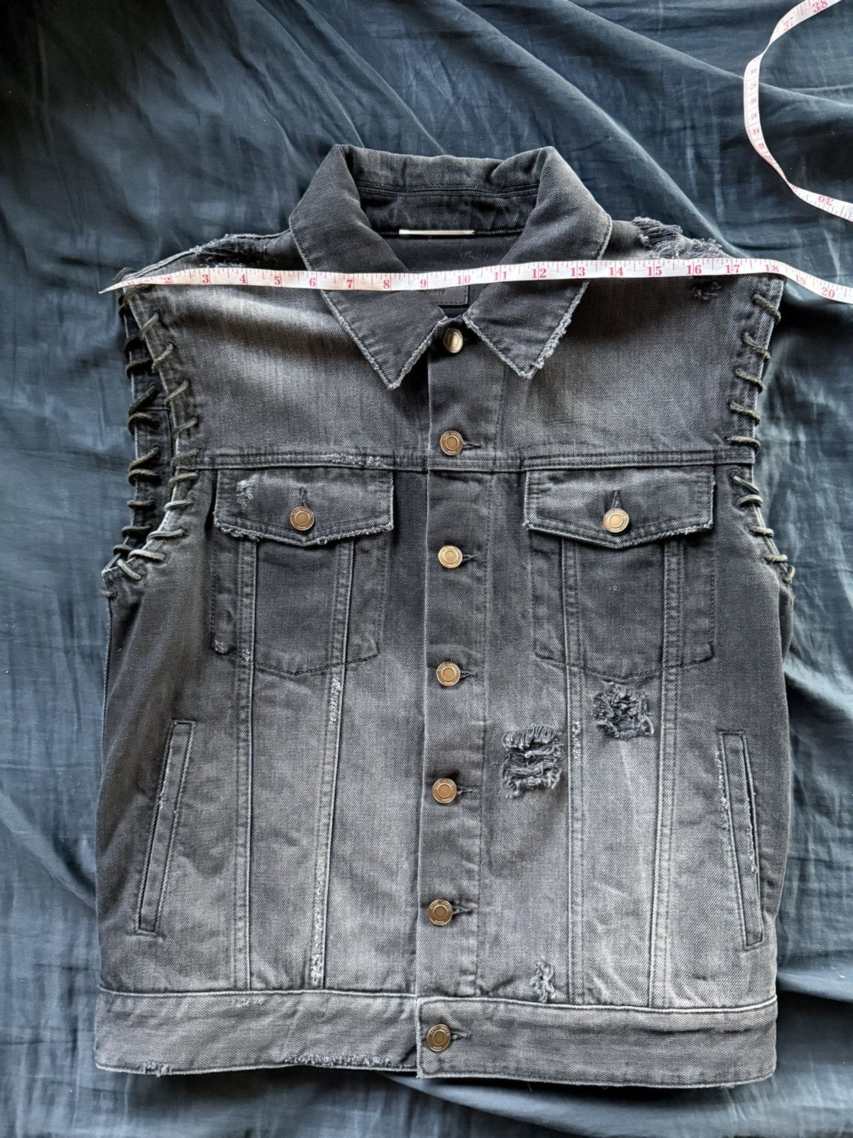 Saint Laurent Paris Saint Laurent Distressed Denim Waistcoat Size US M / EU 48-50 / 2 - 9 Thumbnail