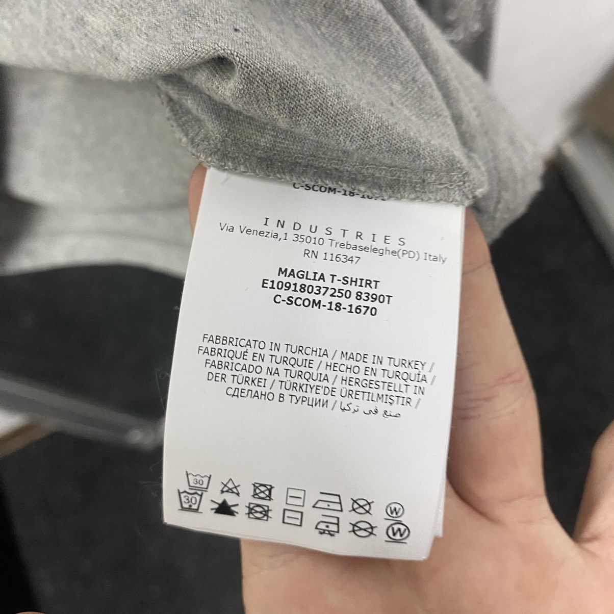 Moncler Moncler T Shirt Size US S / EU 44-46 / 1 - 8 Thumbnail
