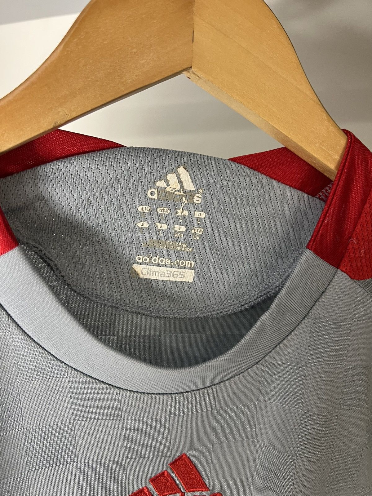 Adidas VINTAGE ADIDAS FC LIVERPOOL ENGLAND SOCCER JERSEY RETRO 90s Size US L / EU 52-54 / 3 - 6 Thumbnail