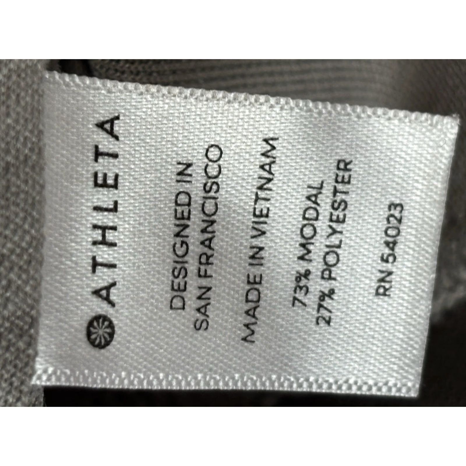 Athleta Athleta Serenity Jogger Pants Womens 2X Plus Grey Side Stripes Pull-On Comfort Size 40" / US 18 - 6 Thumbnail