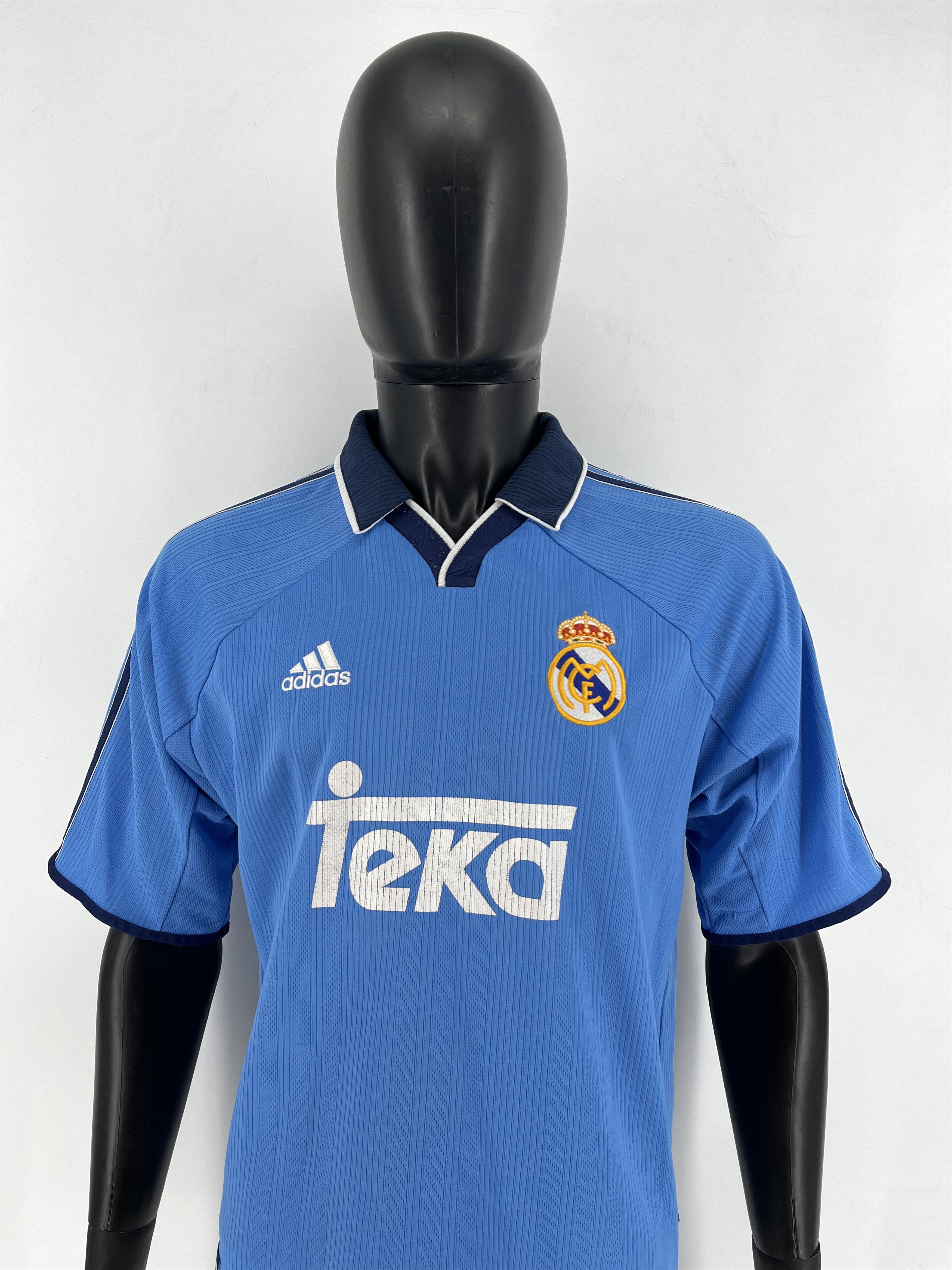 Adidas Vintage Real Madrid Raúl 7 Jersey – 1997/98 Adidas Teka Kit” Size US M / EU 48-50 / 2 - 1 Thumbnail