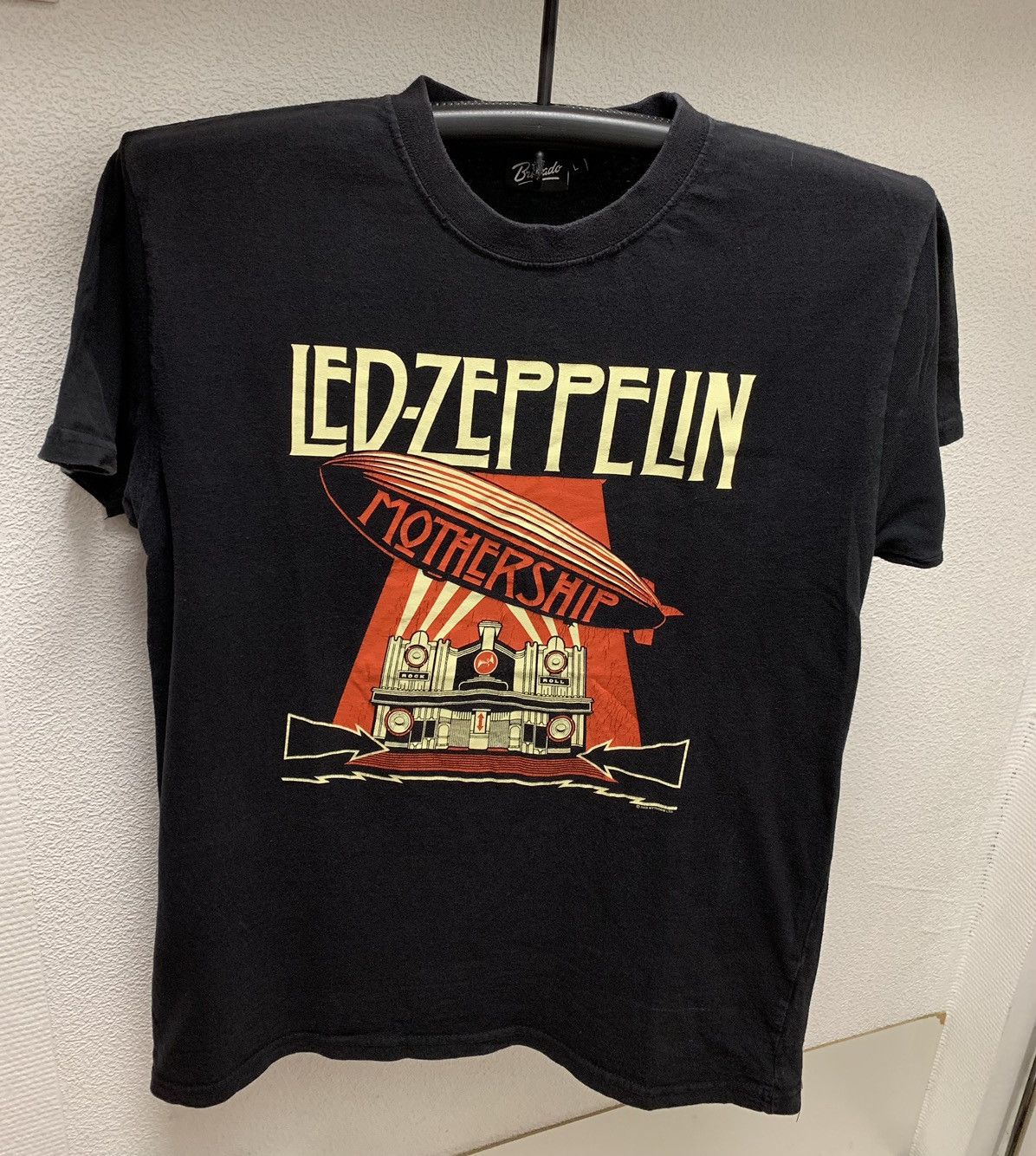 Band Tees Led Zeppelin Mothership vintage band rock t-shirt L sz 2008 Size US L / EU 52-54 / 3 - 1 Thumbnail
