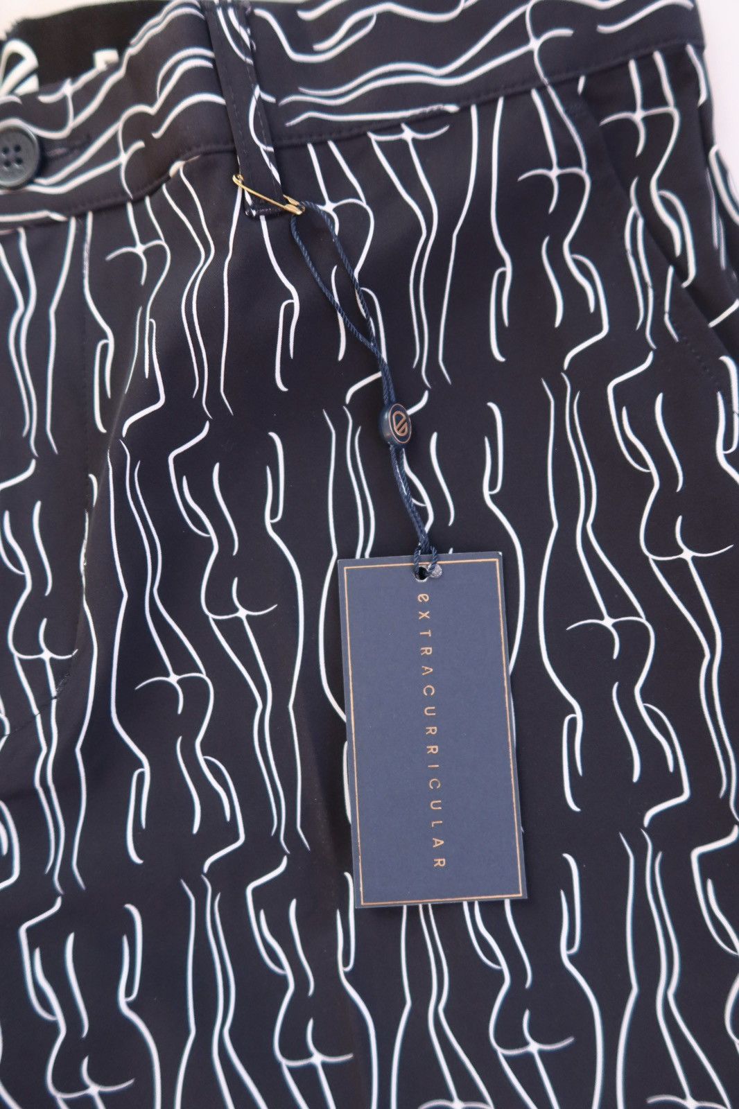 Other Extracurricular Chauncey Short Eve Print Size US 32 / EU 48 - 8 Thumbnail