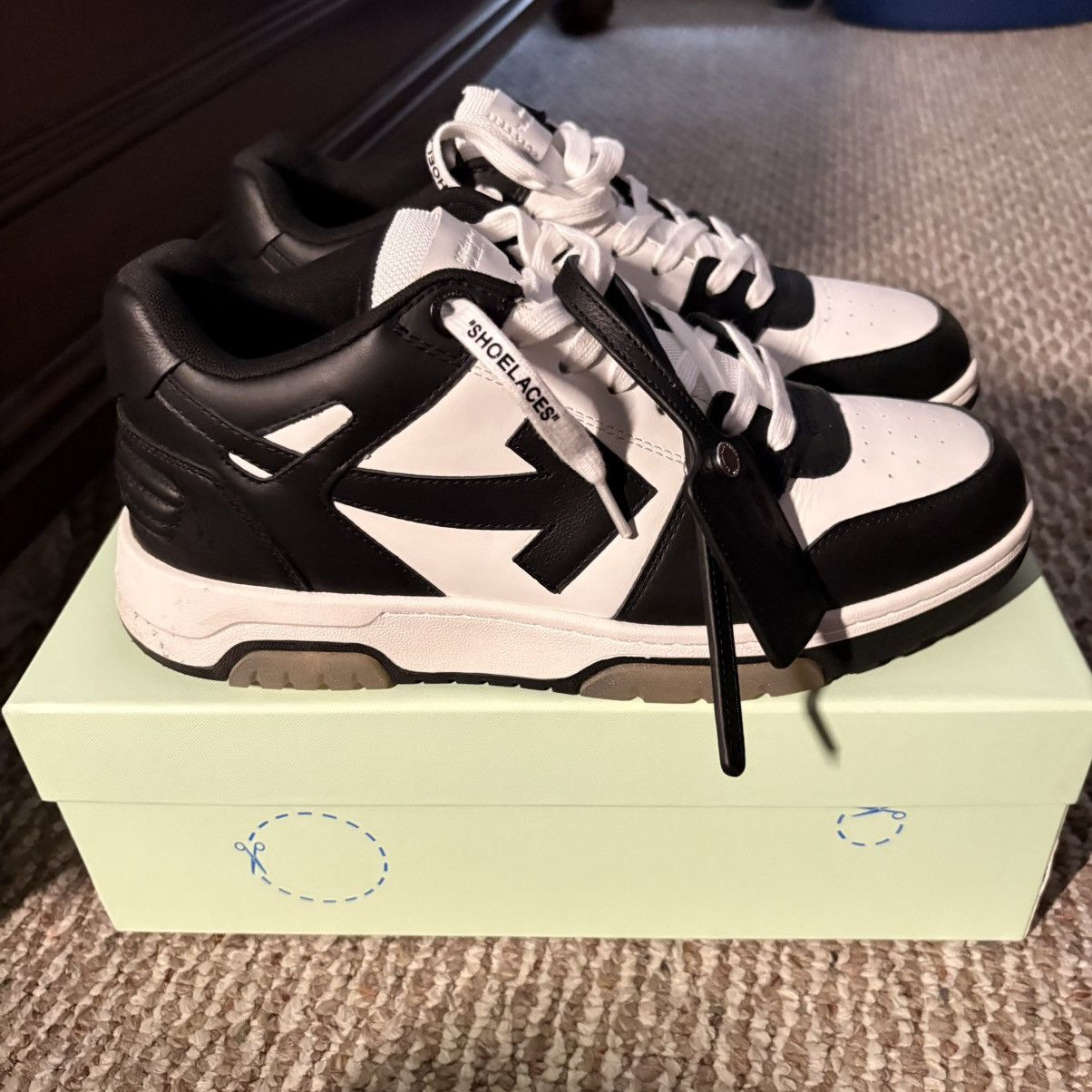 Off-White Offwhite Out of Office ‘Black and White’ Size US 10 / EU 43 - 1 Thumbnail