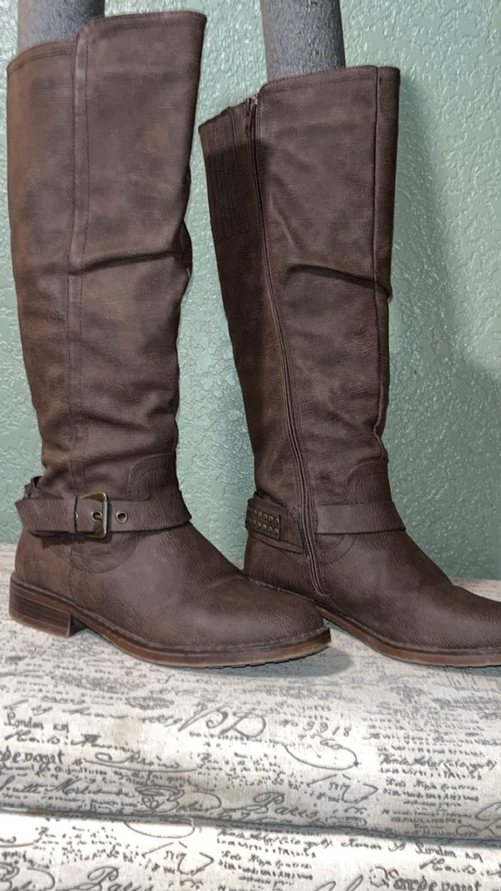 XOXO Women's XOXO Brown Heeled Boots Size 7 Size US 7 / IT 37 - 1 Thumbnail