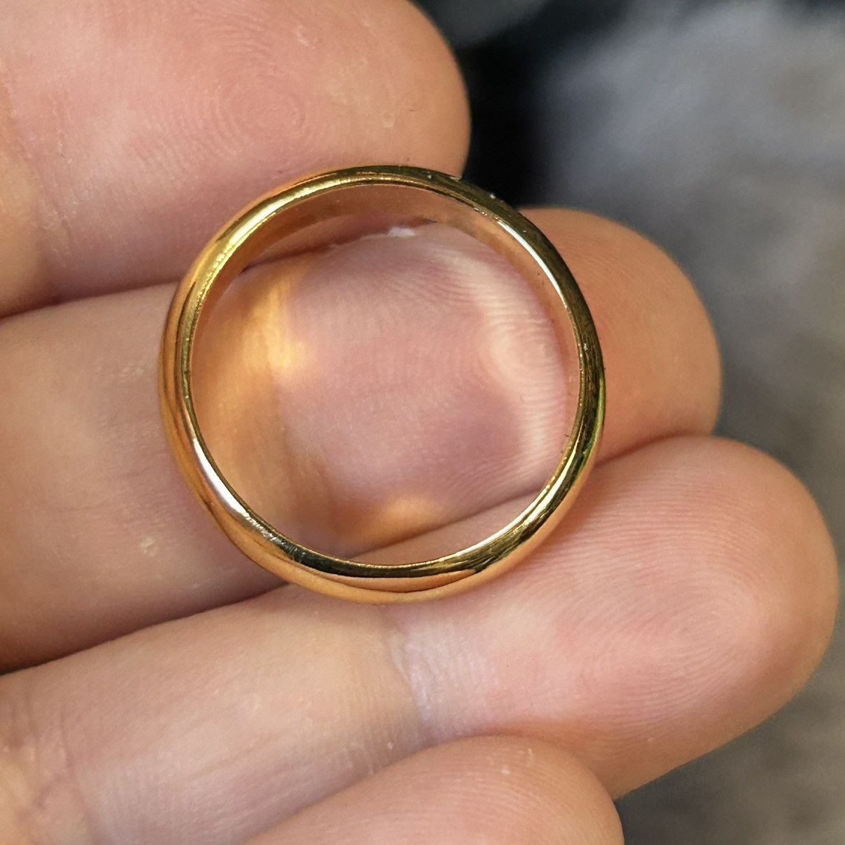 Jewelry Shiny 18kt gold plated 4mm stainless steel comfort ring 8 Size ONE SIZE - 3 Thumbnail