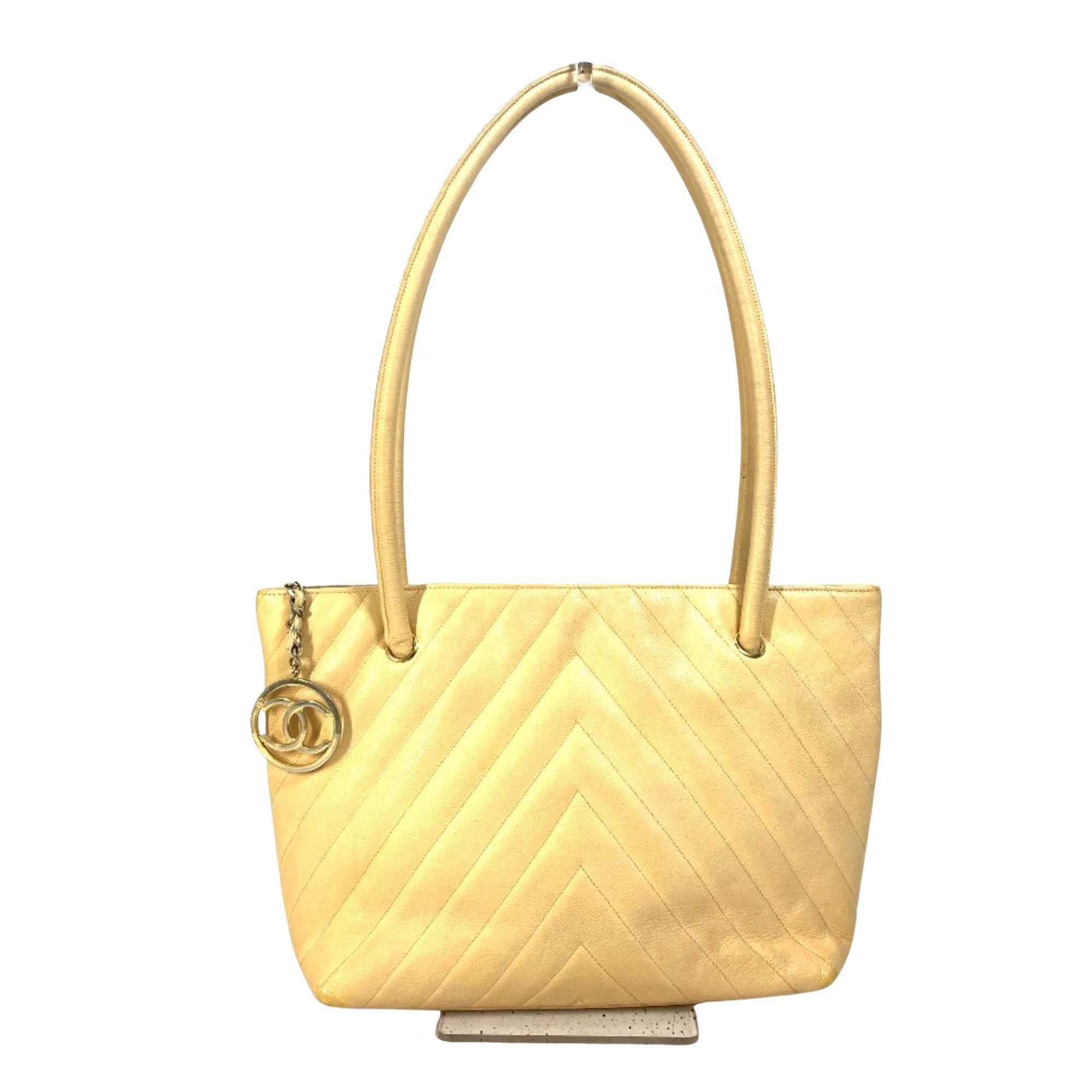 Chanel Wild stitch shoulder