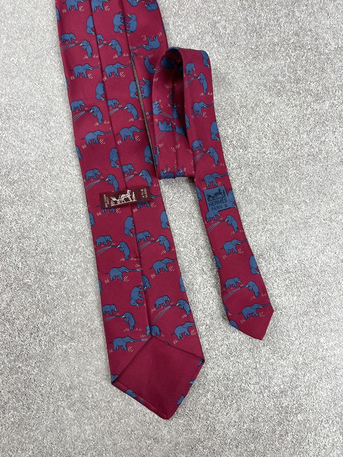 Hermes × Vintage Vintage Hermes Paris Printed Silk Tie Size ONE SIZE - 1 Thumbnail