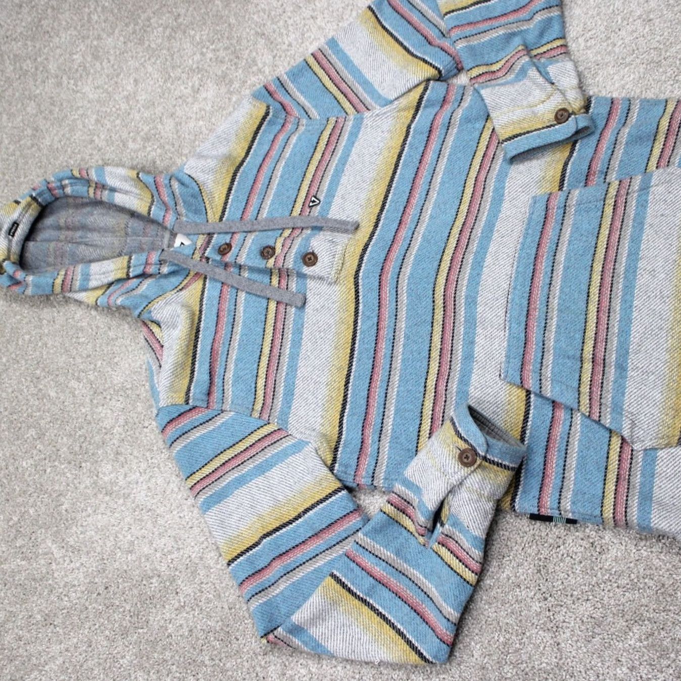 Vissla Vissla Hoodie Mens Medium Gray/Blue/Yellow Henley Hooded Sweatshirt L/S Knit Cotton Pockets Logo Striped Beach Outdoor 90s? Size US M / EU 48-50 / 2 - 6 Thumbnail