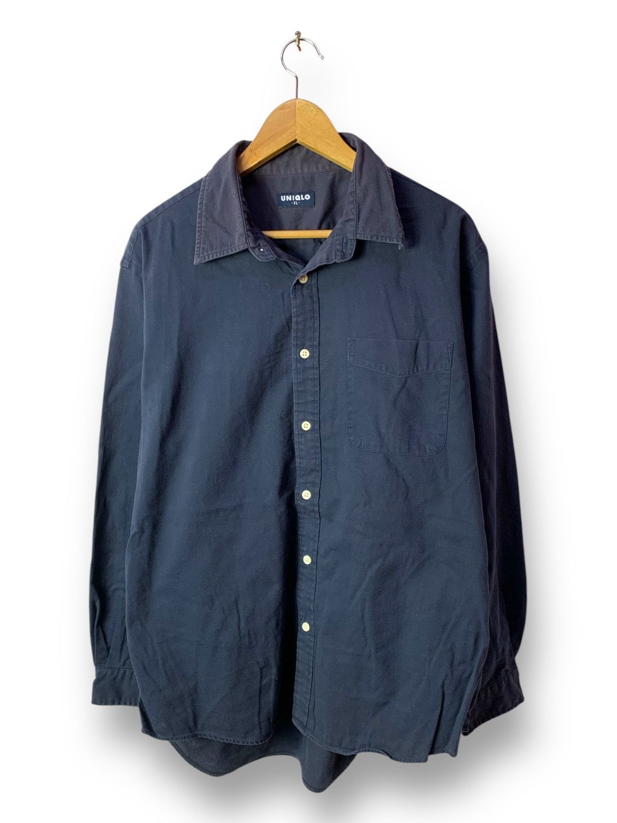 Japanese Brand × Uniqlo 🔥Uniqlo Plain Black Button Up Shirt Casual Emo Size US XL / EU 56 / 4 - 1 Thumbnail