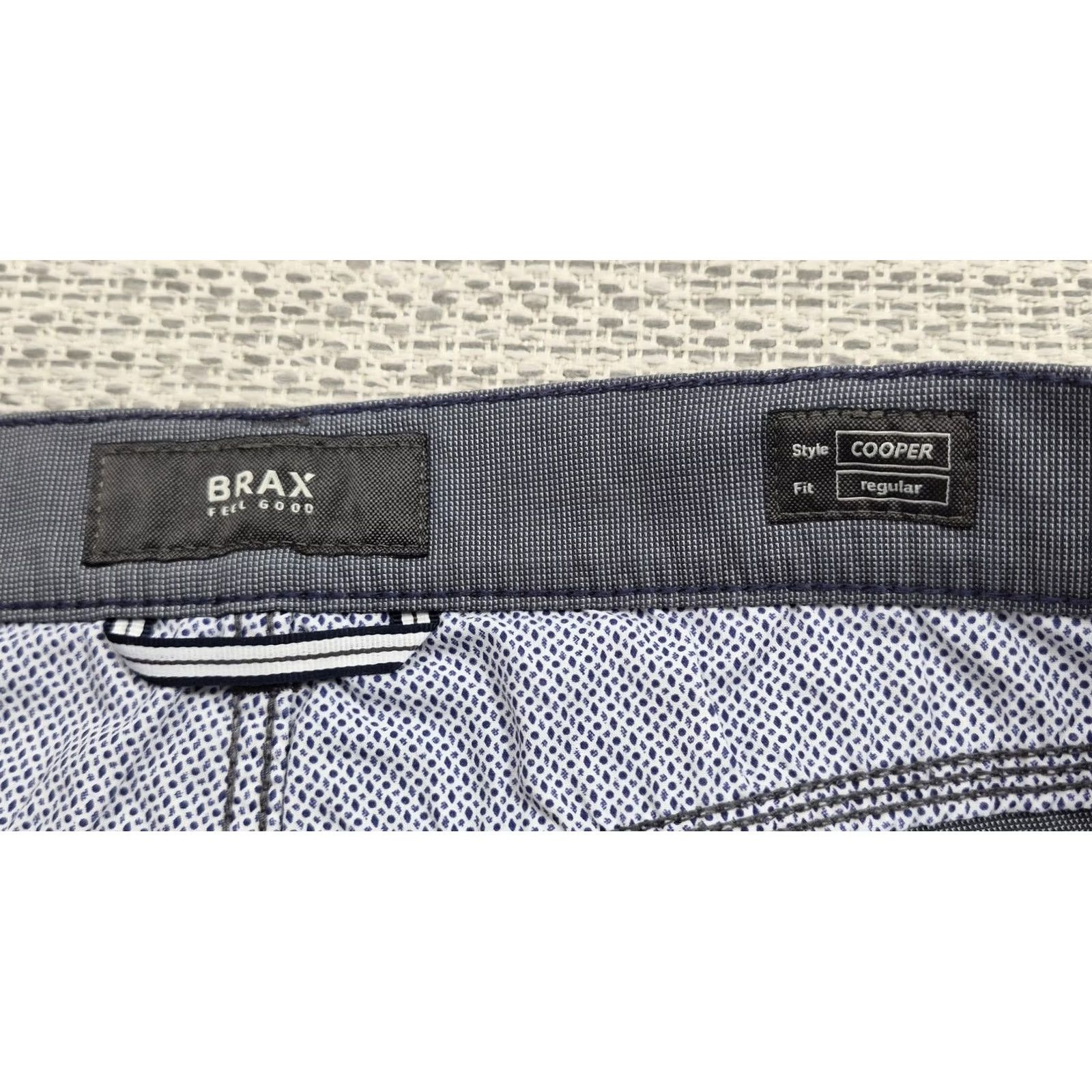 BRAX Brax Cooper Pants Mens 36x34 Gray Chino Regular Fit 5 Pocket Casual Flat Front Zip Fly Logo 90s Hipster USA Mens Size US 36 / EU 52 - 5 Thumbnail