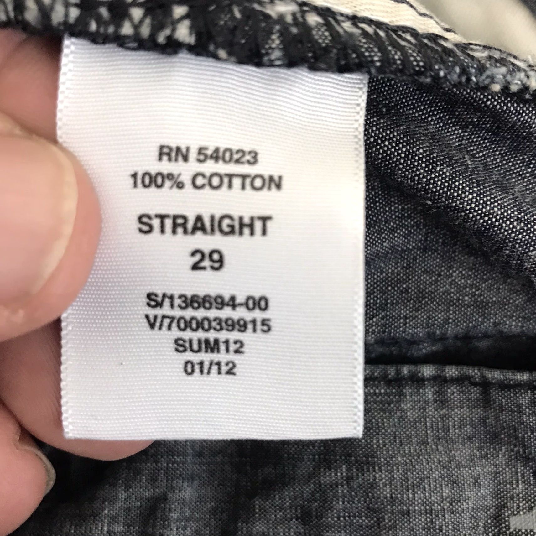 Gap GAP 1969 Shorts Mens Size 29 Lightweight Denim Straight Cuffed Bermuda Cotton Shorts Reg Mens Blue Slim? Size US 29 - 5 Thumbnail