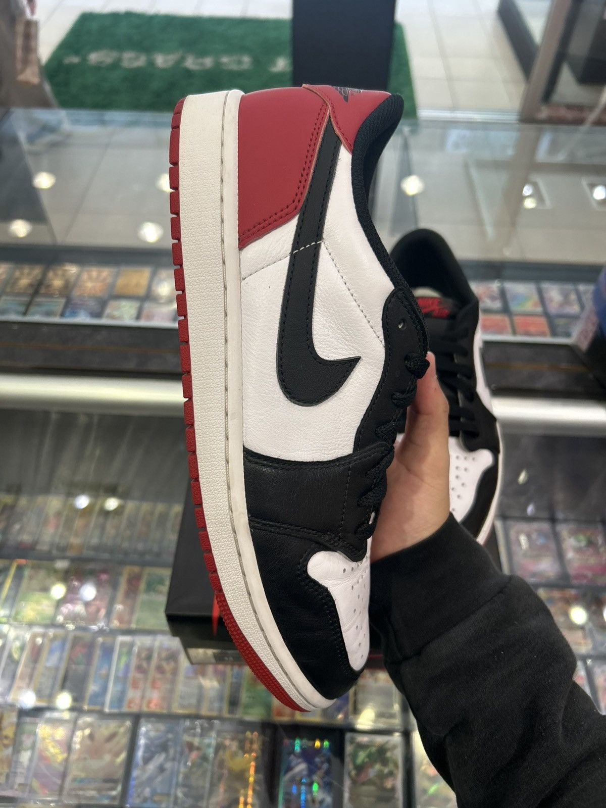 Jordan Brand Jordan 1 low black toe low Size US 11 / EU 44 - 5 Thumbnail
