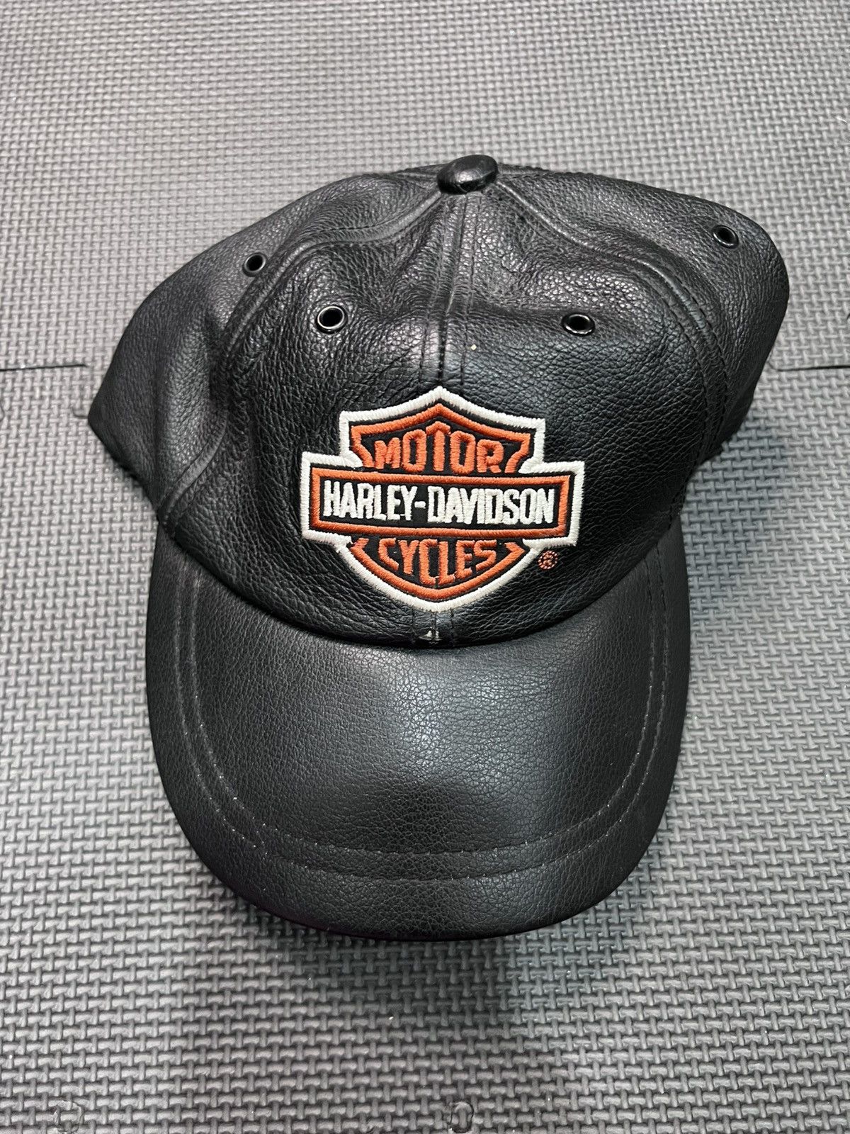 Harley Davidson Harley Davidson HAT Mens Black Leather Moto Adjustable Size ONE SIZE - 1 Thumbnail