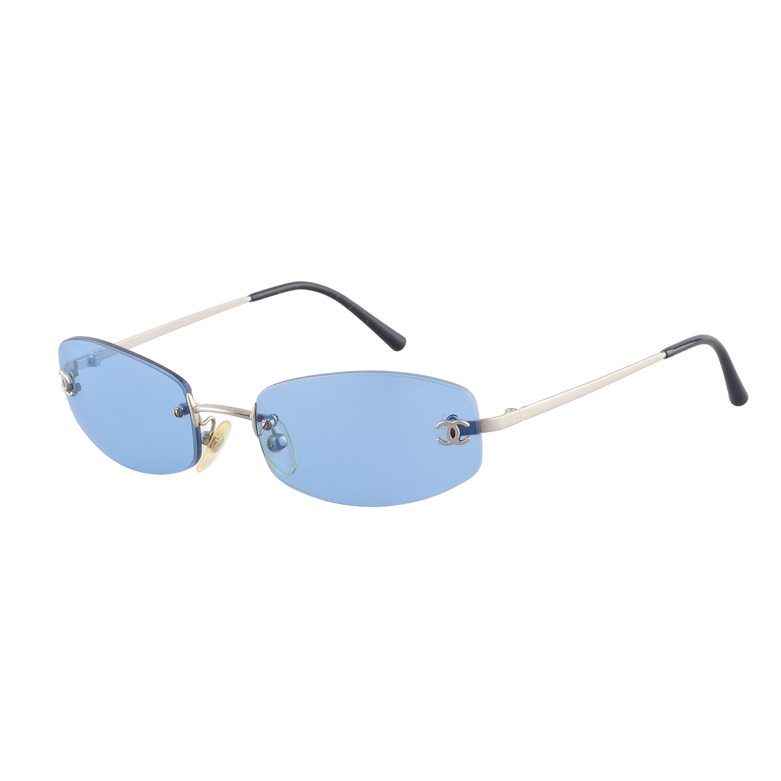 Chanel Chanel 4002 c.103/72 Vintage Blue Oval Sunglasses Size ONE SIZE - 1 Thumbnail