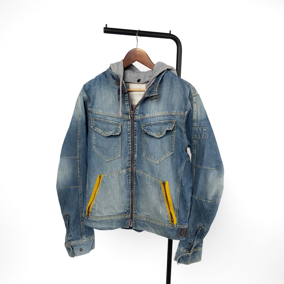 Jack & Jones Jack & Jones Mens Denim Jacket Hooded Japan Print Vintage Size US M / EU 48-50 / 2 - 1 Thumbnail