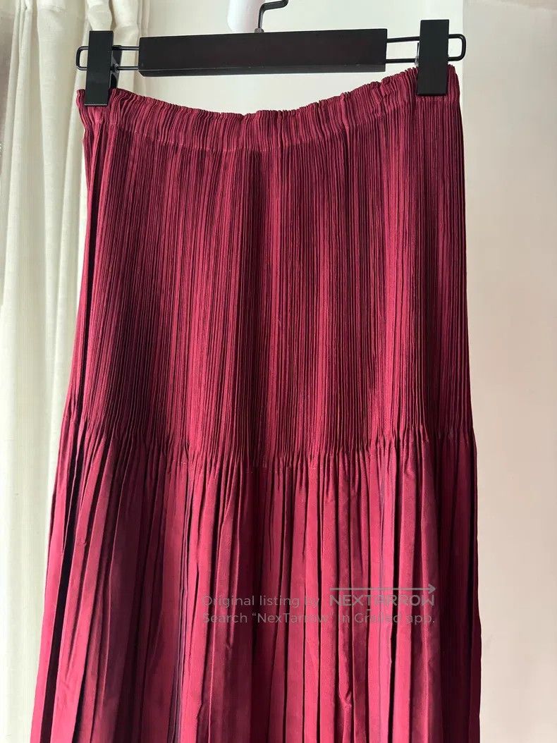 Issey Miyake Issey Miyake Double-layer Organ Pleated Burgundy Iridescen Size 25" / US 0 / IT 36 - 5 Thumbnail