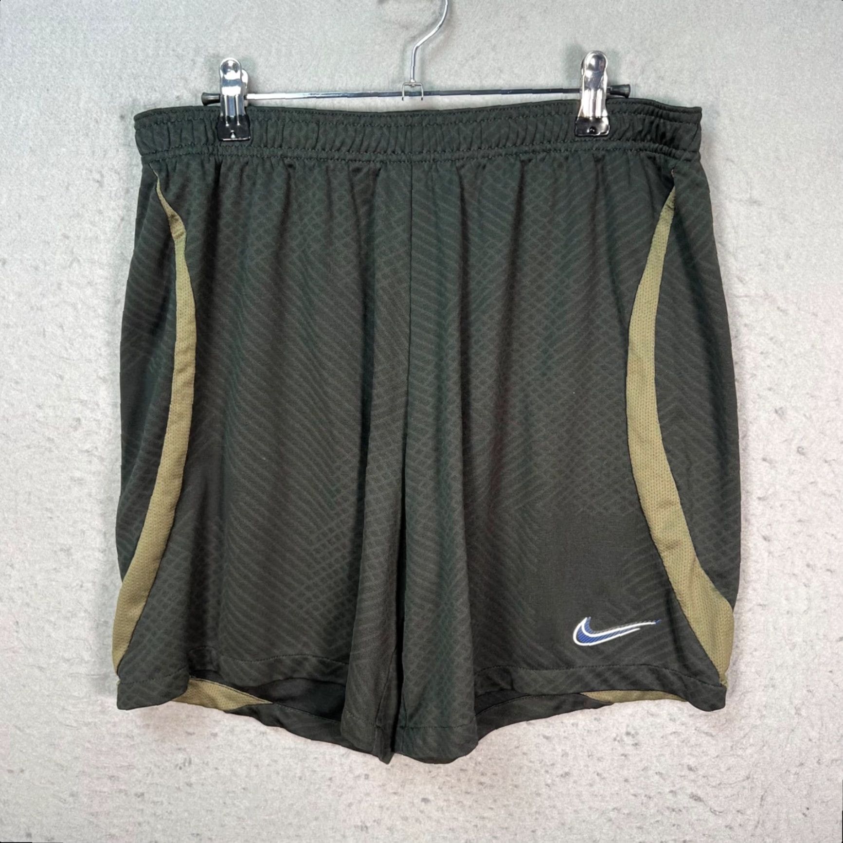 Nike Nike Dri Fit Mens Size XL Slim Fit Athletic Shorts Dark Green Gym Running Size US 36 / EU 52 - 2 Thumbnail